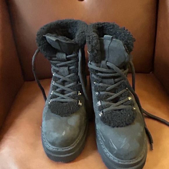 Voile Blanche Women's Tweed Shearling Lined Black Booties - Picture 2 of 11